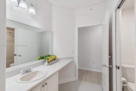 Condo in Davie, Florida, 2 bedrooms  № 1770587 - photo 29