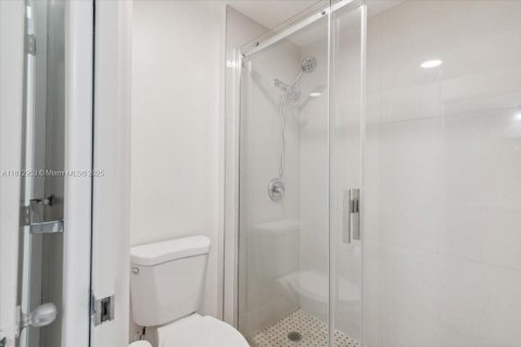 Condo in Davie, Florida, 2 bedrooms  № 1770587 - photo 28