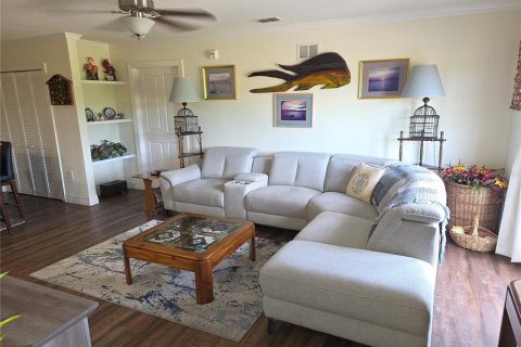 Condo in Brooksville, Florida, 3 bedrooms  № 1915570 - photo 10