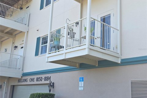 Condo in Brooksville, Florida, 3 bedrooms  № 1915570 - photo 21