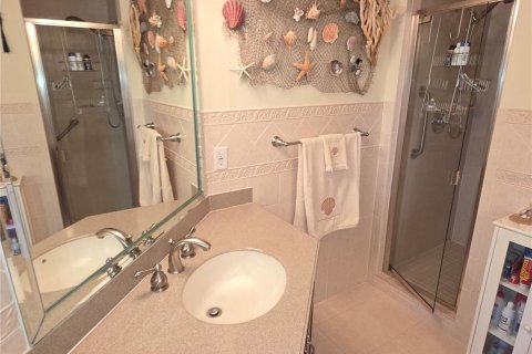Condo in Brooksville, Florida, 3 bedrooms  № 1915570 - photo 13