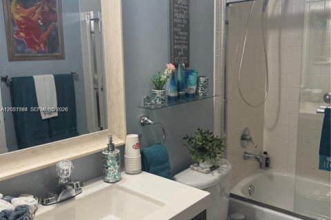 Copropriété à louer à Pembroke Pines, Floride: 2 chambres, 102.19 m2 № 2167994 - photo 14