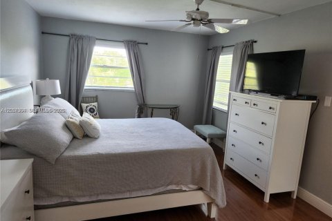 Copropriété à louer à Pembroke Pines, Floride: 2 chambres, 102.19 m2 № 2167994 - photo 6