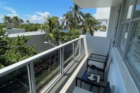Снять в аренду кондоминиум в Майами-Бич, Флорида 1 спальня, 75.25м2, № 1957738 - фото 15