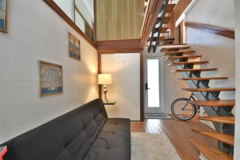 House in Dania Beach, Florida 1 bedroom № 2043311 - photo 6