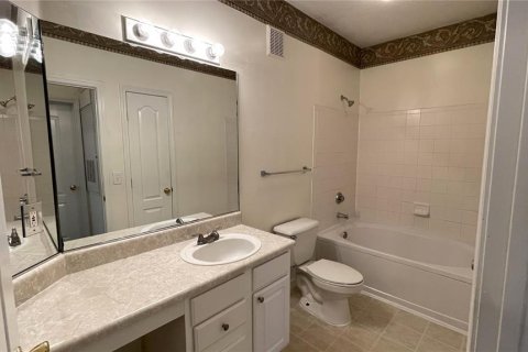 Condo in Tampa, Florida, 1 bedroom  № 1825138 - photo 10