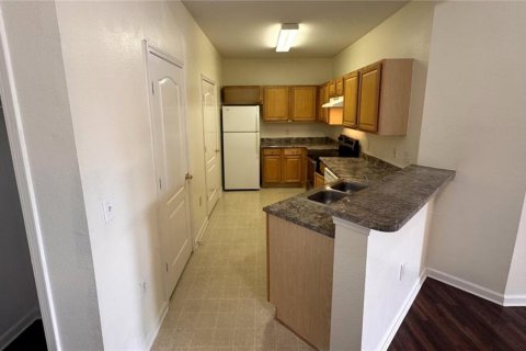 Condo in Tampa, Florida, 1 bedroom  № 1825138 - photo 5
