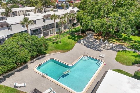 Condo in Brandon, Florida, 2 bedrooms  № 1746864 - photo 20