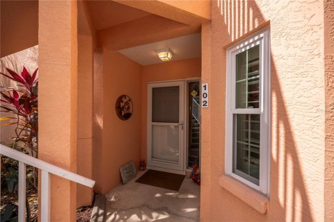Condo in Port Charlotte, Florida, 2 bedrooms  № 2134858 - photo 9