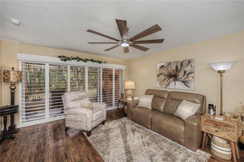 Condo in Port Charlotte, Florida, 2 bedrooms  № 2134858 - photo 15