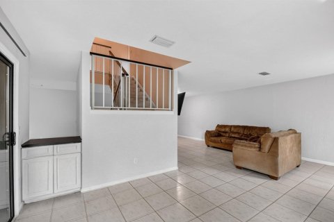 Townhouse in Wellington, Florida 3 bedrooms, 193.42 sq.m. № 2428490 - photo 20