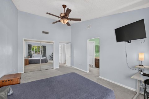 Townhouse in Wellington, Florida 3 bedrooms, 193.42 sq.m. № 2428490 - photo 29