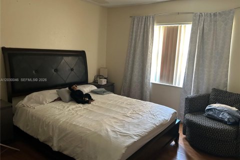 Купить кондоминиум в Хайалиа, Флорида 2 спальни, 112.41м2, № 2085389 - фото 8