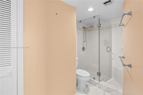 Condominio en alquiler en Fort Lauderdale, Florida, 2 dormitorios, 102.19 m2 № 1881485 - foto 10