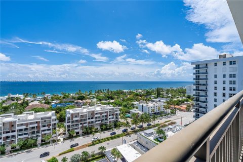Condominio en alquiler en Fort Lauderdale, Florida, 2 dormitorios, 102.19 m2 № 1881485 - foto 1