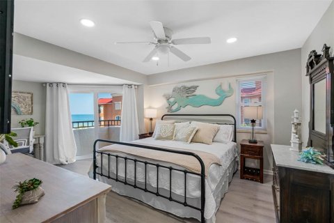 Copropriété à vendre à Indian Rocks Beach, Floride: 2 chambres, 100.33 m2 № 2375827 - photo 11