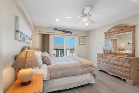 Copropriété à vendre à Indian Rocks Beach, Floride: 2 chambres, 100.33 m2 № 2375827 - photo 15