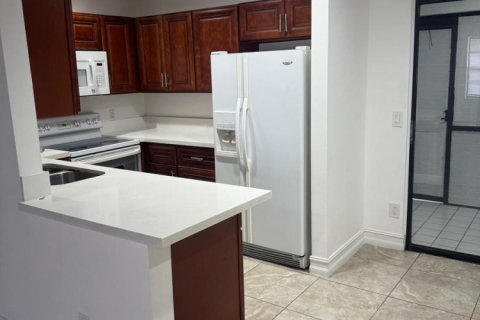 Appartement à louer à West Palm Beach, Floride: 2 chambres, 81.29 m2 № 2439189 - photo 3