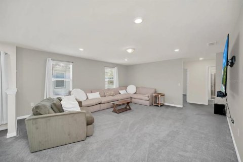 House in Davenport, Florida 7 bedrooms, 295.06 sq.m. № 2393663 - photo 26