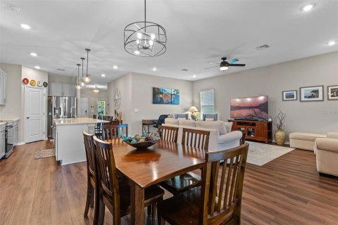 Casa en venta en Deltona, Florida, 4 dormitorios, 176.7 m2 № 1886678 - foto 11