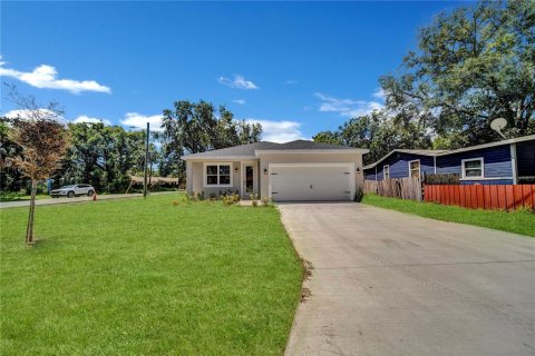 House in Winter Garden, Florida 3 bedrooms, 135.27 sq.m. № 1884520 - photo 2
