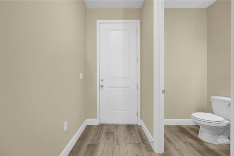 House in Winter Garden, Florida 3 bedrooms, 135.27 sq.m. № 1884520 - photo 11