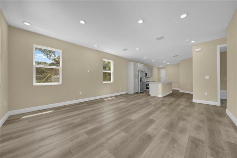 House in Winter Garden, Florida 3 bedrooms, 135.27 sq.m. № 1884520 - photo 3