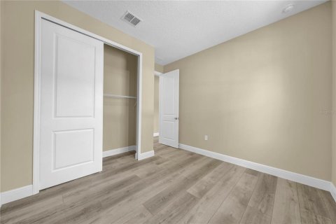 House in Winter Garden, Florida 3 bedrooms, 135.27 sq.m. № 1884520 - photo 20