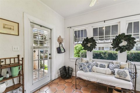 House in Tampa, Florida 4 bedrooms, 192.87 sq.m. № 1749231 - photo 7