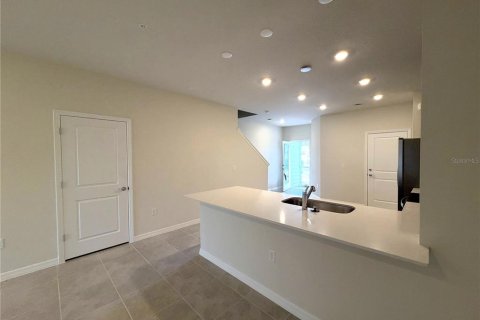 Touwnhouse à louer à Sanford, Floride: 3 chambres, 157.84 m2 № 2437372 - photo 5