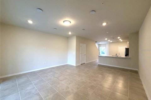 Touwnhouse à louer à Sanford, Floride: 3 chambres, 157.84 m2 № 2437372 - photo 4