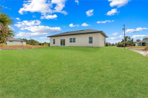 House in Lehigh Acres, Florida 3 bedrooms № 1988674 - photo 26