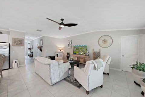 House in Wimauma, Florida 4 bedrooms, 179.77 sq.m. № 2200788 - photo 20