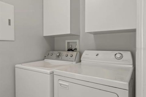 Condo in Tampa, Florida, 1 bedroom  № 1803556 - photo 24