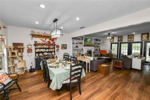 Villa ou maison à vendre à Lakeland, Floride: 4 chambres, 311.41 m2 № 2405382 - photo 8