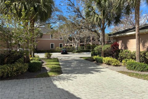 Снять в аренду кондоминиум в Уэстон, Флорида 3 спальни, 144.93м2, № 2047978 - фото 18