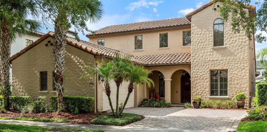 Villa ou maison à Winter Park, Floride 4 chambres, 332.4 m2 № 2149913