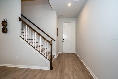 Adosado en venta en Lutz, Florida, 3 dormitorios, 208.38 m2 № 1782914 - foto 5