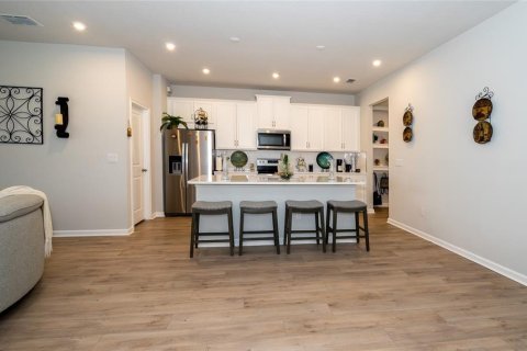 Adosado en venta en Lutz, Florida, 3 dormitorios, 208.38 m2 № 1782914 - foto 7