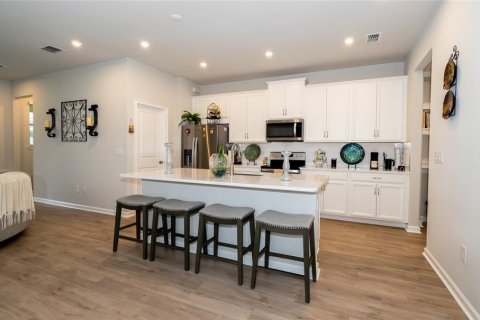 Adosado en venta en Lutz, Florida, 3 dormitorios, 208.38 m2 № 1782914 - foto 8