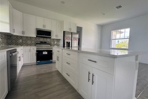 Casa en venta en Port Charlotte, Florida, 4 dormitorios, 167.22 m2 № 1800324 - foto 5