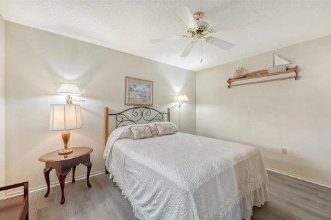Copropriété à vendre à Sarasota, Floride: 2 chambres, 134.8 m2 № 2437240 - photo 25