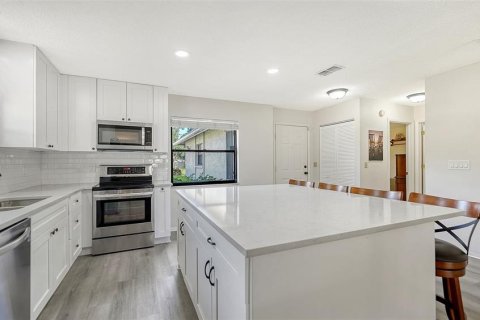 Copropriété à vendre à Sarasota, Floride: 2 chambres, 134.8 m2 № 2437240 - photo 6