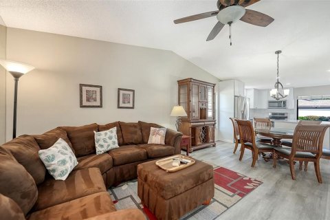 Copropriété à vendre à Sarasota, Floride: 2 chambres, 134.8 m2 № 2437240 - photo 14