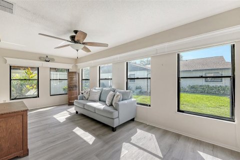 Copropriété à vendre à Sarasota, Floride: 2 chambres, 134.8 m2 № 2437240 - photo 15