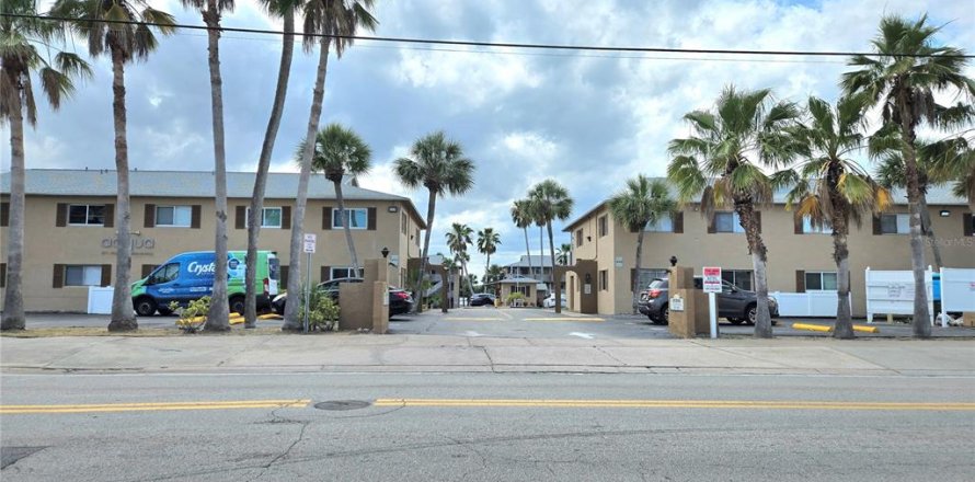 Condo à Daytona Beach, Floride, 2 chambres № 1679338