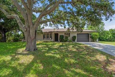 Villa ou maison à louer à Venice, Floride: 2 chambres, 113.34 m2 № 1878151 - photo 1