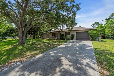 Villa ou maison à louer à Venice, Floride: 2 chambres, 113.34 m2 № 1878151 - photo 4