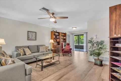Villa ou maison à louer à Venice, Floride: 2 chambres, 113.34 m2 № 1878151 - photo 5