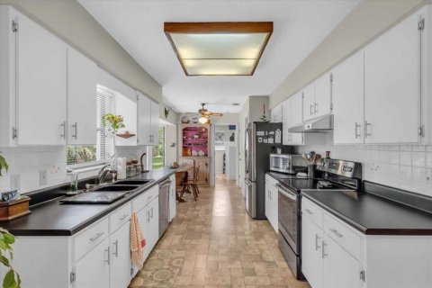 Villa ou maison à louer à Venice, Floride: 2 chambres, 113.34 m2 № 1878151 - photo 9